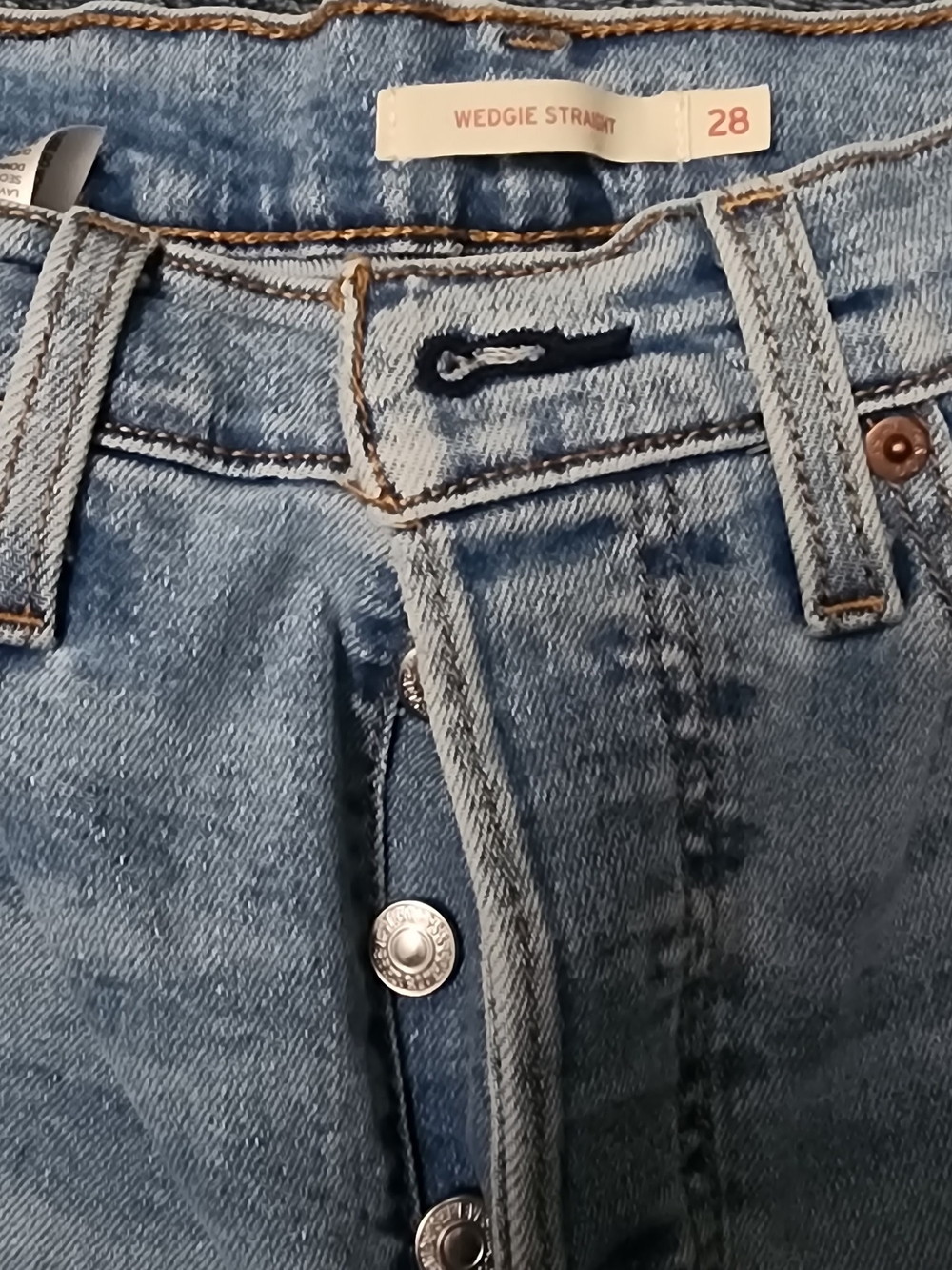 Levi's Wedgie Straight Jeans - Light Blue Denim